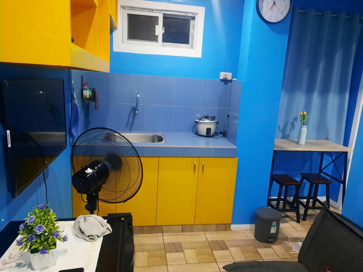 Bluenest Apartment Manila Exterior photo